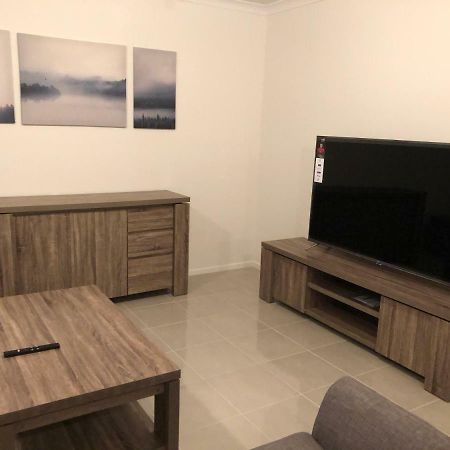 Apple House Tarneit North Apartment Ngoại thất bức ảnh