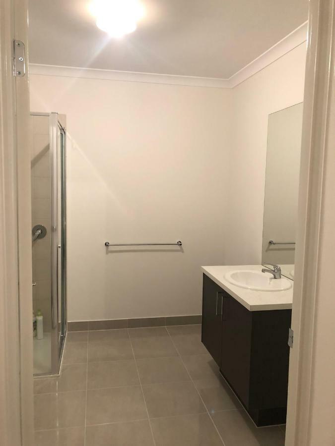 Apple House Tarneit North Apartment Ngoại thất bức ảnh