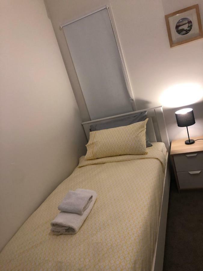 Apple House Tarneit North Apartment Ngoại thất bức ảnh