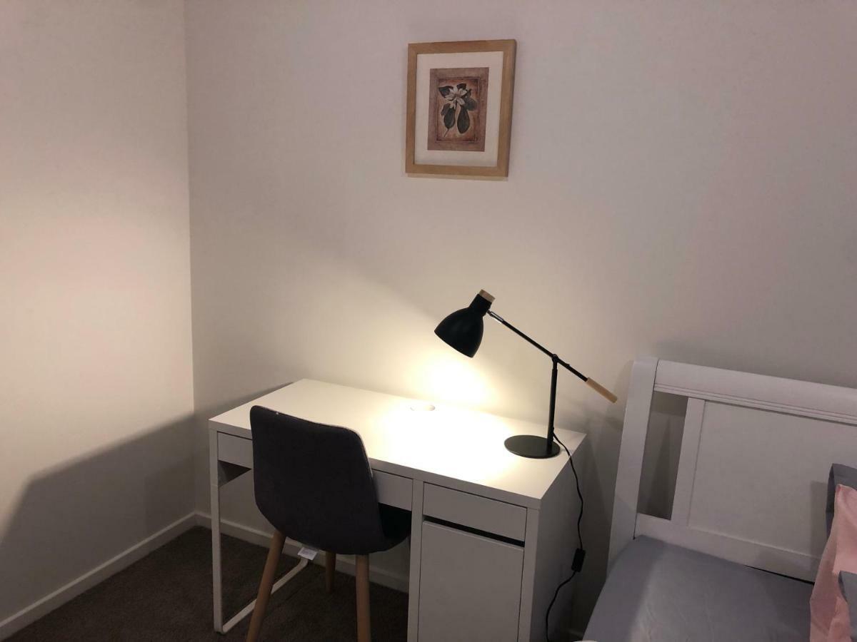 Apple House Tarneit North Apartment Ngoại thất bức ảnh