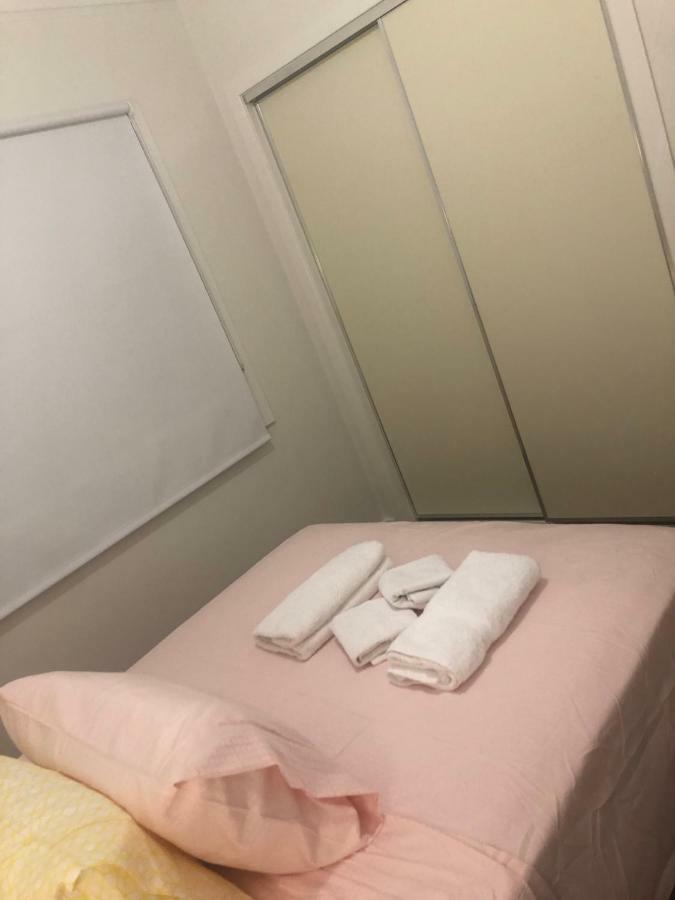 Apple House Tarneit North Apartment Ngoại thất bức ảnh