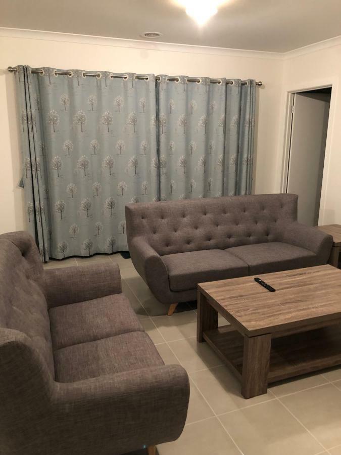 Apple House Tarneit North Apartment Ngoại thất bức ảnh