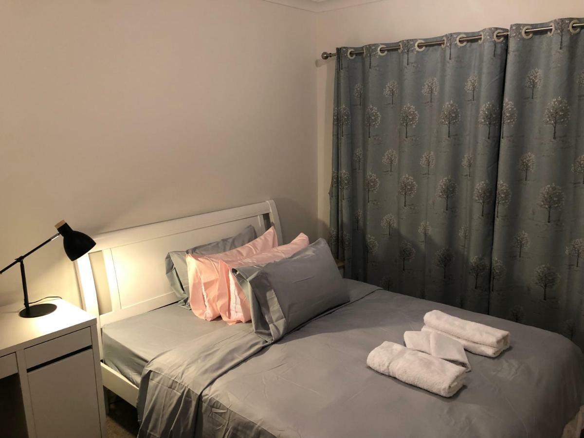 Apple House Tarneit North Apartment Ngoại thất bức ảnh